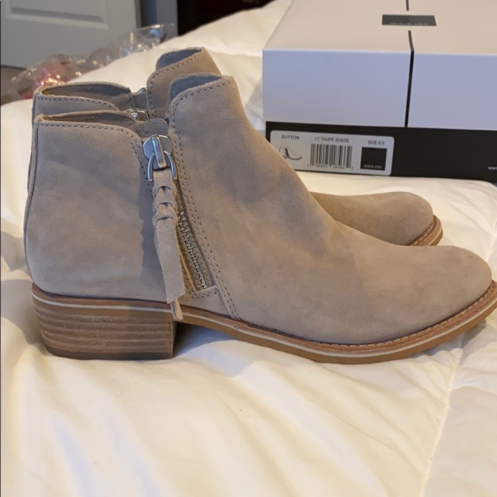 New Dolce Vita Sutton booties 8.5